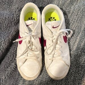 Nike White and Pink Sneakers